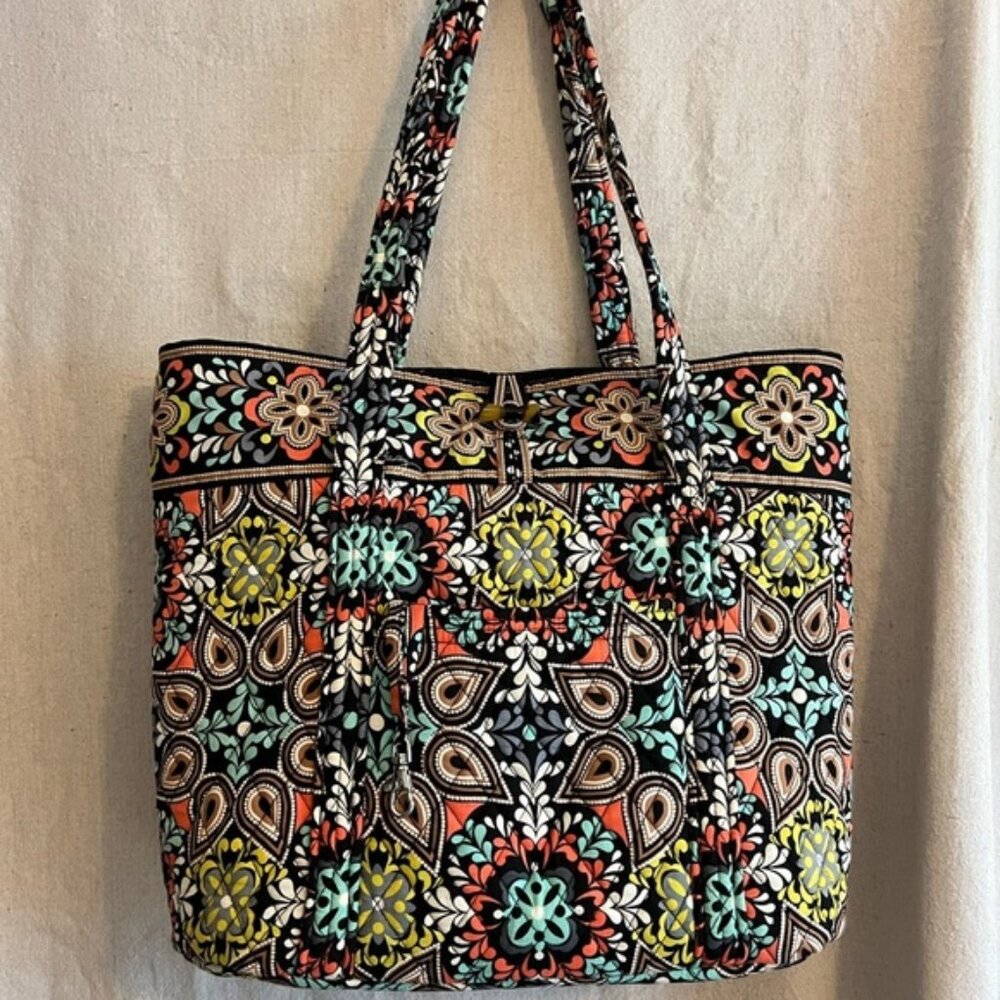 Retired Vera Bradley Toggle Tote Sierra Stream Paisley Quilted Large Bag